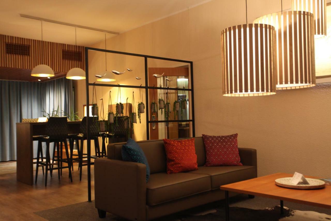 Hotel Knaus Am Hafen Uhldingen-Mühlhofen Exteriör bild